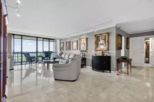1900 Consulate Pl, West Palm Beach, FL 33401 - Photo 5