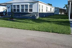 20 Flores Del Way, Fort Pierce, FL 34952 - Photo 1