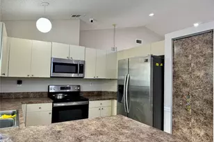 1038 W Jasmine Ln, North Lauderdale, FL 33068 - Photo 5