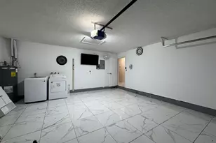 1038 W Jasmine Ln, North Lauderdale, FL 33068 - Photo 29