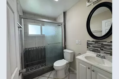 1038 W Jasmine Lane, North Lauderdale, FL 33068 - Photo 25