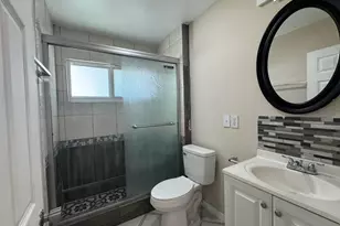 1038 W Jasmine Ln, North Lauderdale, FL 33068 - Photo 25