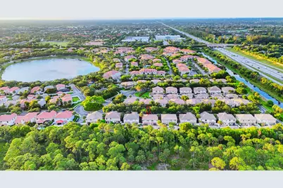8070 Murano Circle, Palm Beach Gardens, FL 33418 - Photo 35