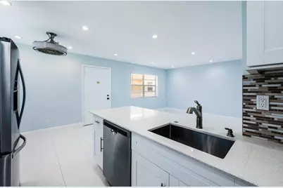 507 Capri K, Delray Beach, FL 33484 - Photo 5