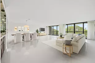 2450 Presidential Way, West Palm Beach, FL 33401 - Photo 1