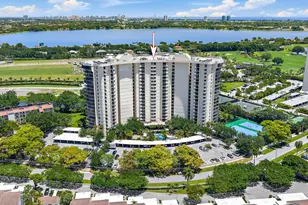 2450 Presidential Way, West Palm Beach, FL 33401 - Photo 43