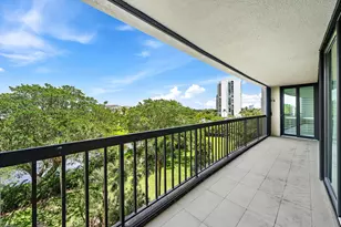 2450 Presidential Way, West Palm Beach, FL 33401 - Photo 19