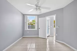 8111 Northboro Ct, Lake Clarke Shores, FL 33406 - Photo 23