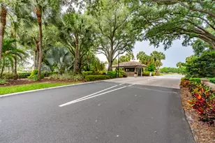 1543 SW Troon Cir, Palm City, FL 34990 - Photo 5