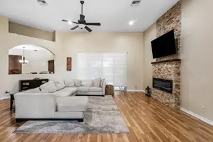 11302 Edgewater Cir, Wellington, FL 33414 - Photo 5