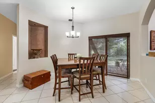 11302 Edgewater Cir, Wellington, FL 33414 - Photo 7