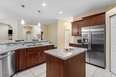 11302 Edgewater Circle, Wellington, FL 33414 - Photo 11
