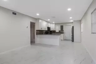 611 NE 34th St, Pompano Beach, FL 33064 - Photo 5