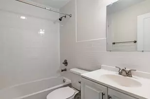 611 NE 34th St, Pompano Beach, FL 33064 - Photo 11