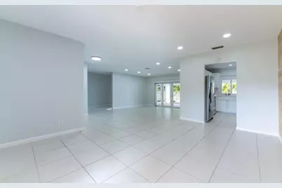4695 Brandywine Drive, Boca Raton, FL 33487 - Photo 13