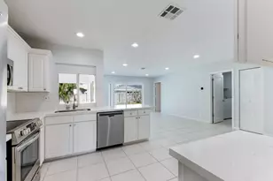 4695 Brandywine Dr, Boca Raton, FL 33487 - Photo 5