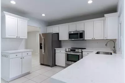 4695 Brandywine Drive, Boca Raton, FL 33487 - Photo 7