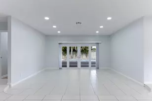 4695 Brandywine Dr, Boca Raton, FL 33487 - Photo 9