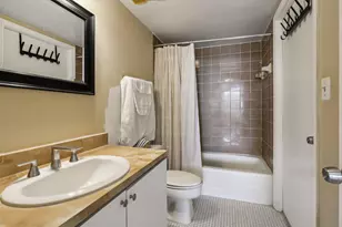 1470 NE 123rd St, North Miami, FL 33161 - Photo 9