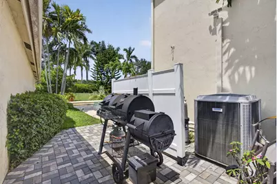 4017 Bluff Harbor Way, Wellington, FL 33449 - Photo 35