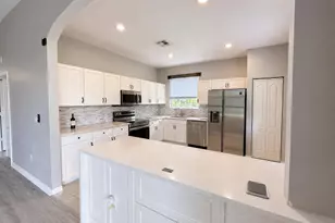 9980 SW Stonegate Dr, Port Saint Lucie, FL 34987 - Photo 5