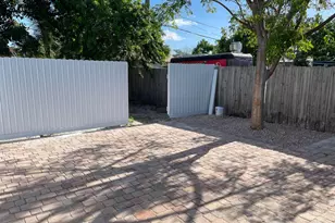265 NE 46th St, Deerfield Beach, FL 33064 - Photo 9
