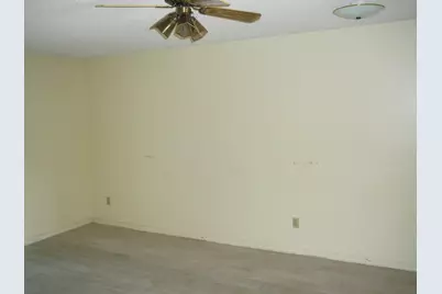 617 Ixoria Avenue, Fort Pierce, FL 34982 - Photo 7