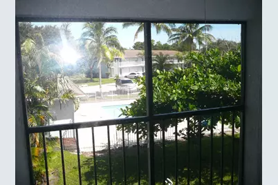 617 Ixoria Avenue, Fort Pierce, FL 34982 - Photo 3