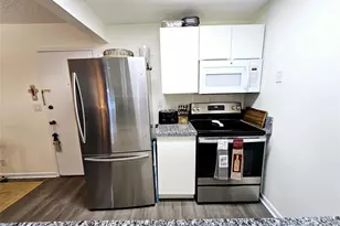 3212 NE 12th St, Pompano Beach, FL 33062 - Photo 17