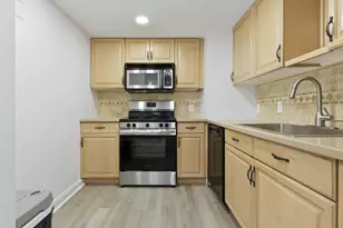 5600 N Flagler Dr, West Palm Beach, FL 33407 - Photo 3