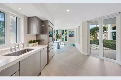 100 SE 5th Avenue #106, Boca Raton, FL 33432 - Photo 15