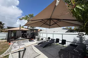 417 N F St, Lake Worth Beach, FL 33460 - Photo 1