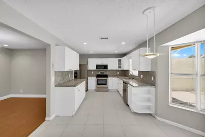 1909 NW 80th Avenue, Margate, FL 33063 - Photo 11