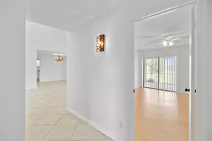 65 W Pinehill Trl W, Tequesta, FL 33469 - Photo 23