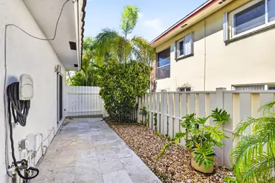 3221 NE 15th Street, Pompano Beach, FL 33062 - Photo 13