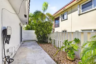 3221 NE 15th St, Pompano Beach, FL 33062 - Photo 13