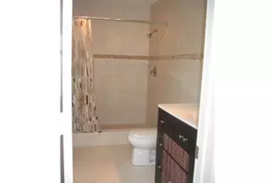 5910 NE 21st Way, Fort Lauderdale, FL 33308 - Photo 11
