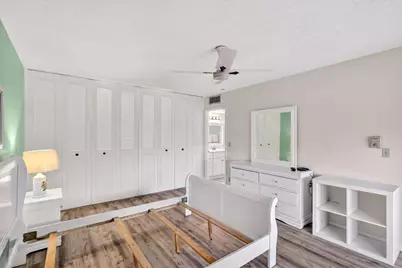1800 SE Saint Lucie Boulevard #11-203, Stuart, FL 34996 - Photo 19