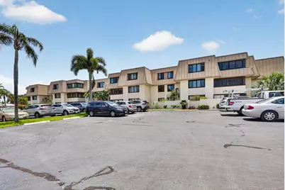 1800 SE Saint Lucie Boulevard #11-203, Stuart, FL 34996 - Photo 3
