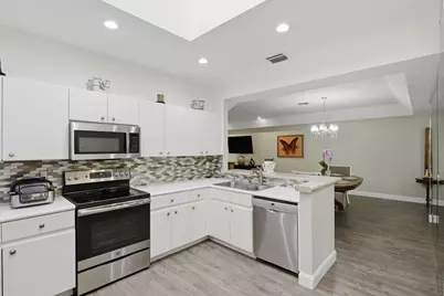 9857 Summerbrook Terrace #B, Boynton Beach, FL 33437 - Photo 13