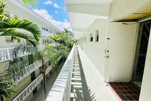 330 SE 2nd St, Hallandale Beach, FL 33009 - Photo 7