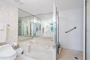 5280 N Ocean Dr, Riviera Beach, FL 33404 - Photo 19