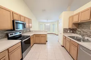 1613 SW Whipple Ave, Port Saint Lucie, FL 34953 - Photo 9