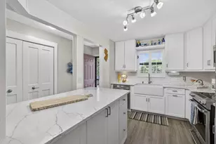 327 Southwind Dr, North Palm Beach, FL 33408 - Photo 11