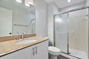178 Lake Susan Ln, West Palm Beach, FL 33411 - Photo 17