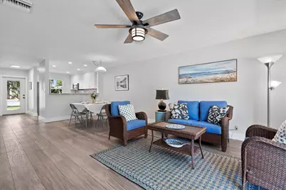 178 Lake Susan Lane, West Palm Beach, FL 33411 - Photo 11