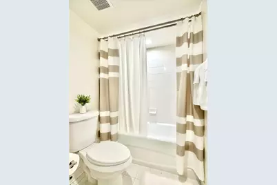700 Scotia Drive #305, Hypoluxo, FL 33462 - Photo 13