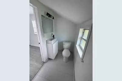 137 SW 9th Avenue, Delray Beach, FL 33444 - Photo 9
