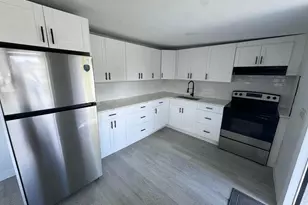 137 SW 9th Ave, Delray Beach, FL 33444 - Photo 3