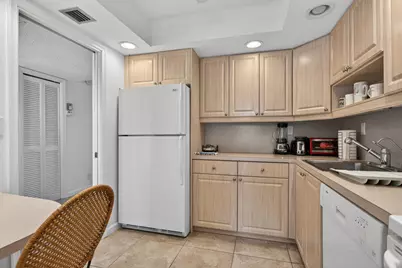 3150 NE 48th Court #104, Lighthouse Point, FL 33064 - Photo 9